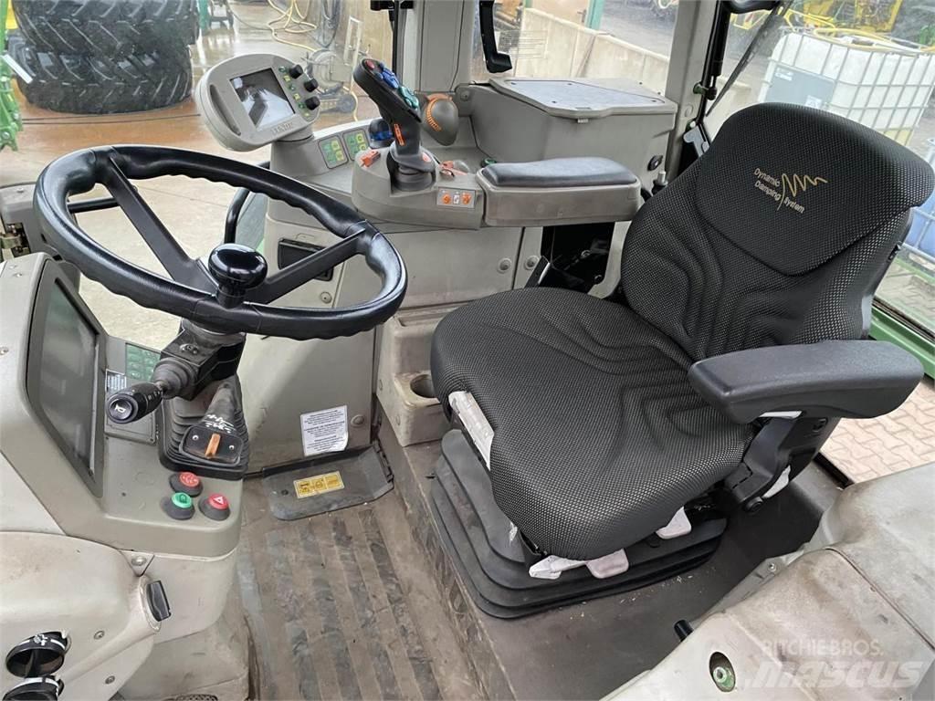 Fendt 820 Traktori