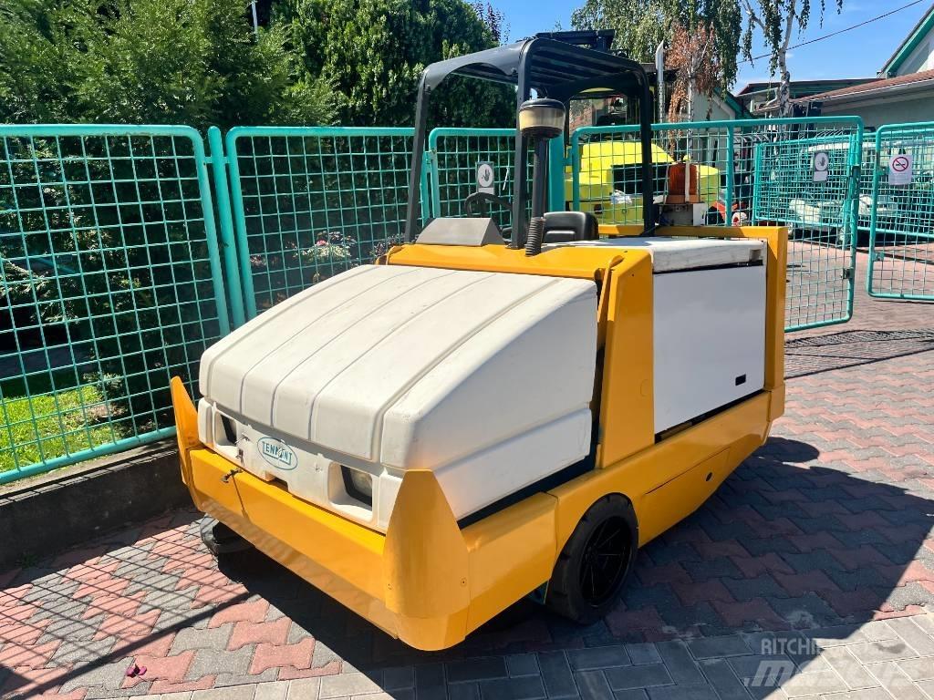Tennant 6650D      V-2809 Ostale industrijske mašine