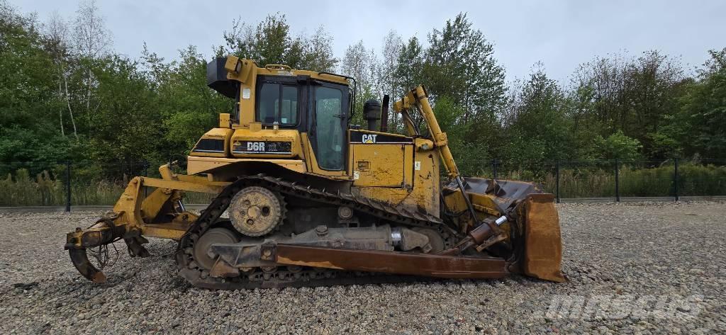CAT D 6 R XL II Buldožeri guseničari
