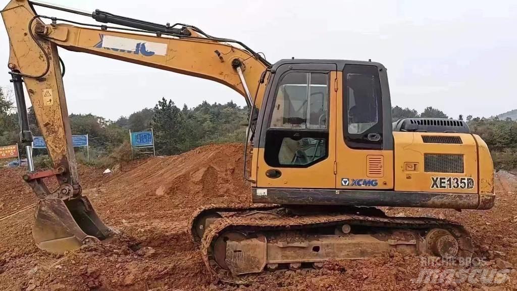 XCMG XE 135 D Bageri guseničari