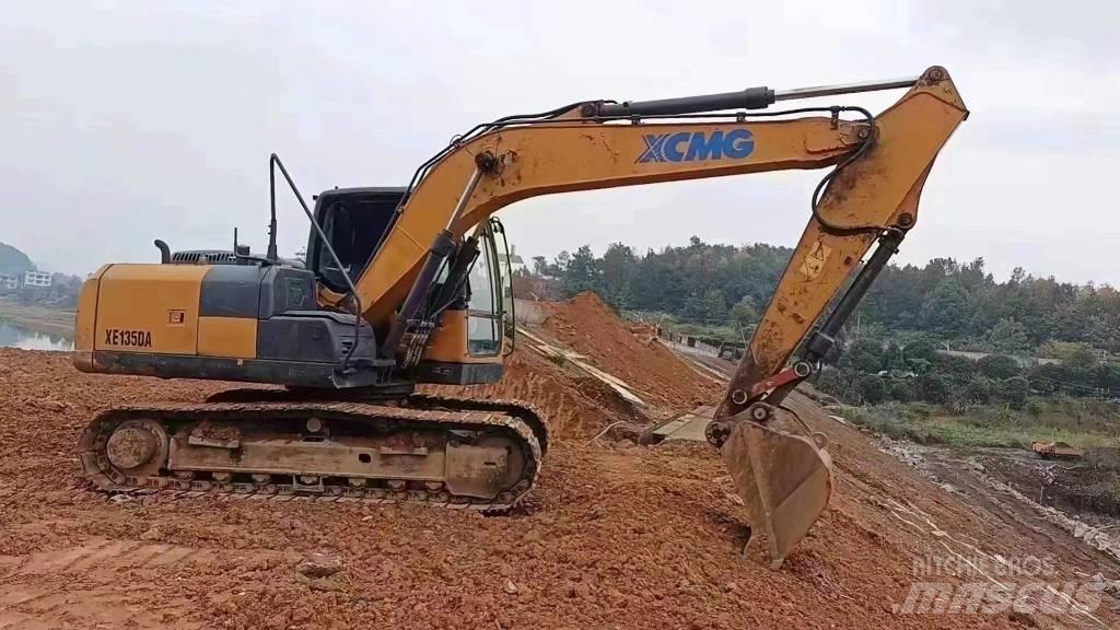 XCMG XE 135 D Bageri guseničari