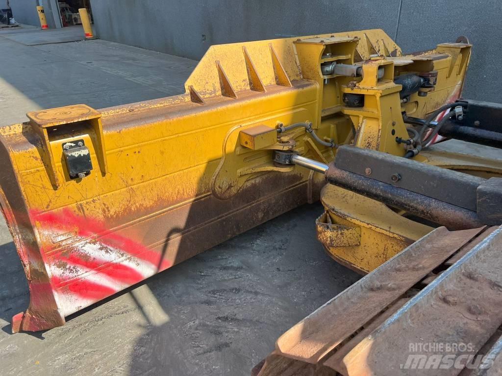 CAT D 6 N LGP Buldožeri guseničari