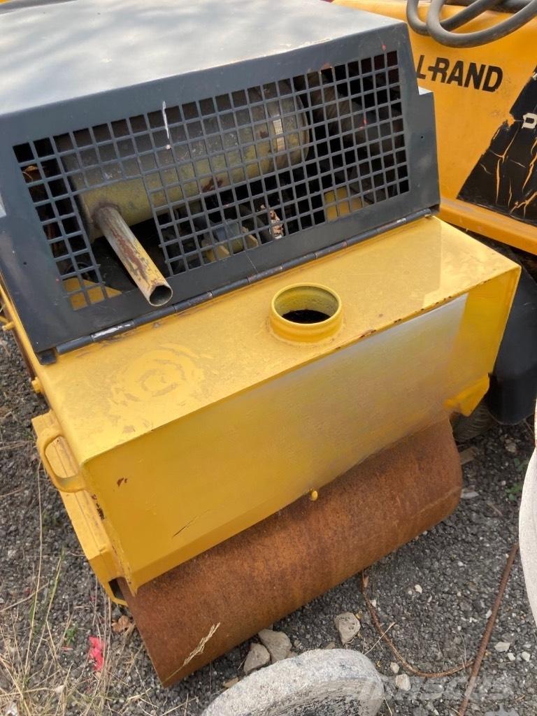 Bomag BW 75 AD Valjci sa duplim bubnjem