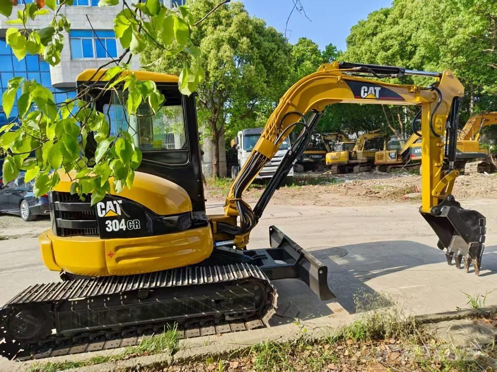 CAT 304 CR Mini bageri < 7t