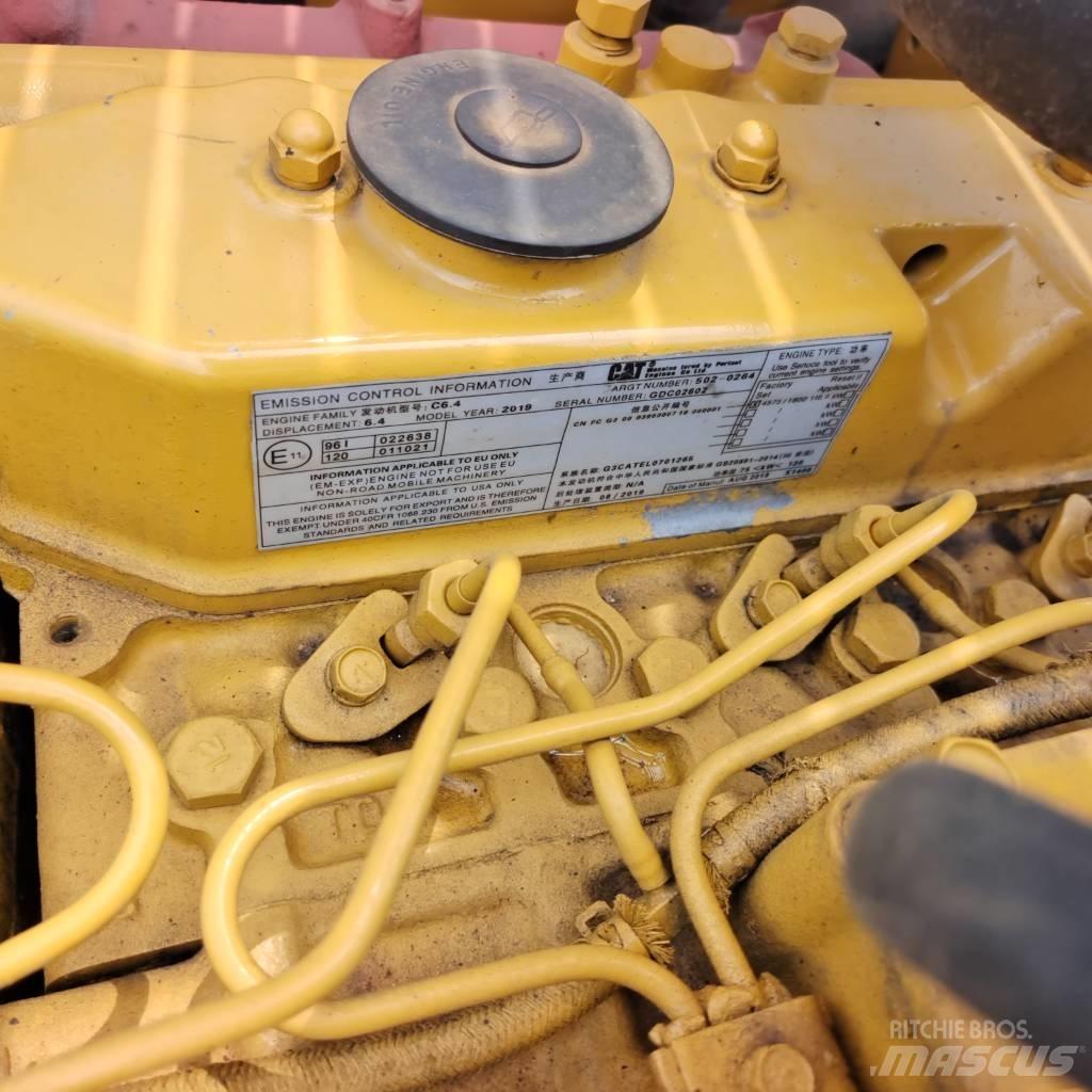 CAT 320CL Bageri guseničari