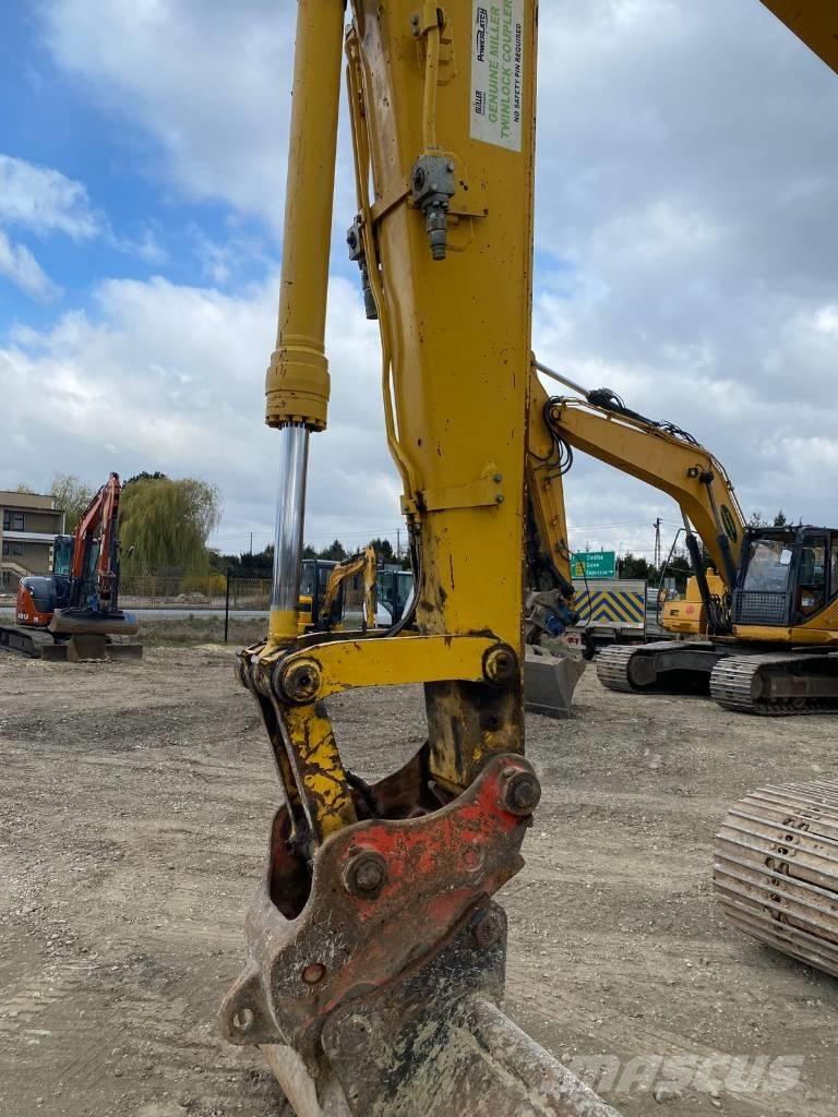Komatsu PC 138 US Bageri guseničari