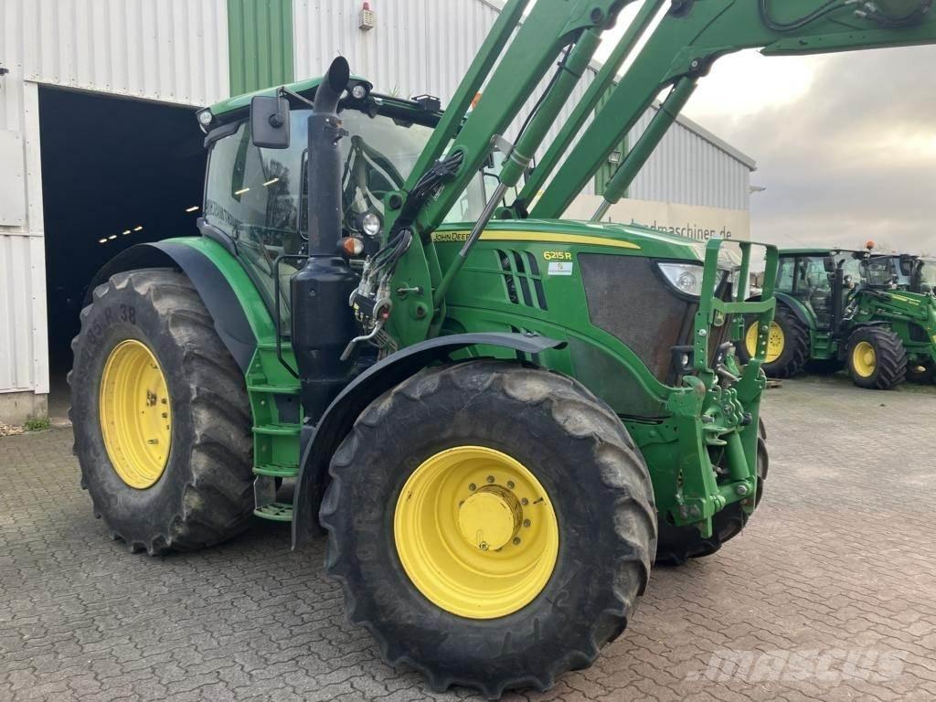 John Deere 6215R Traktori