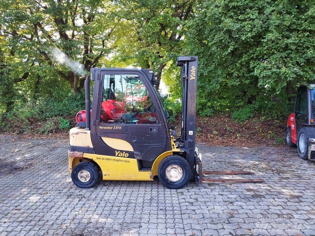Yale GLP 25VX Plinski viljuškari