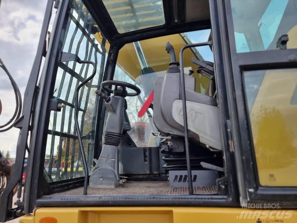 CAT MH 3022 Bageri za prenos primarnih/sekundarnih sirovina