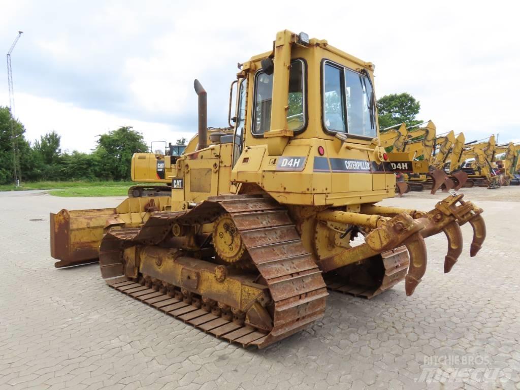 CAT D 4 H Buldožeri guseničari