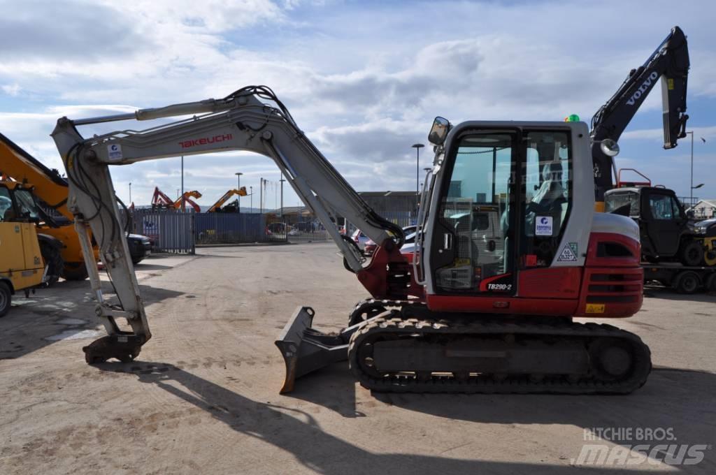 Takeuchi TB290-2 Midi bageri 7t – 12t