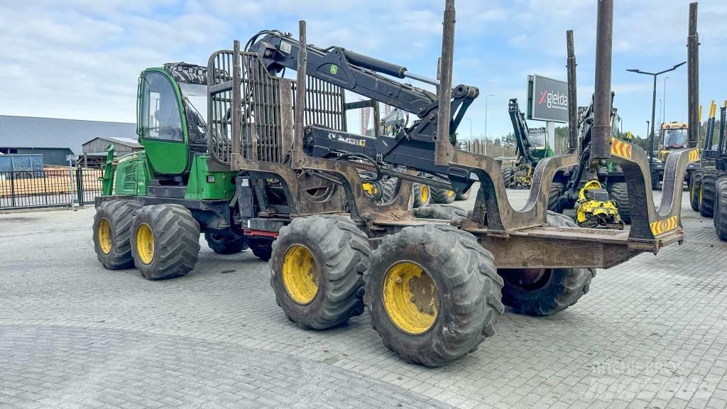 John Deere 1010 E Forvarderi