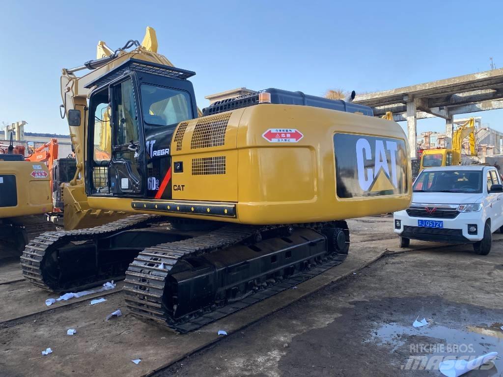 CAT 326 D2L Bageri guseničari