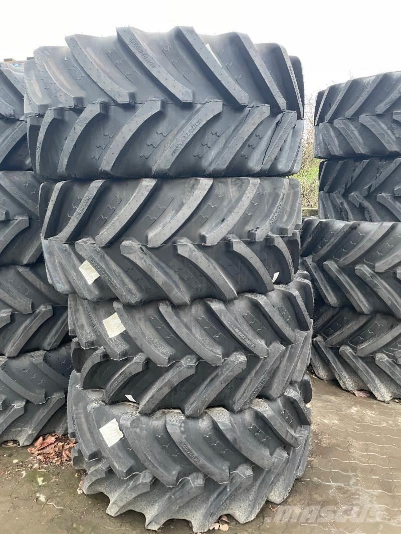BKT IF 600/70R28 Gume, točkovi i felne