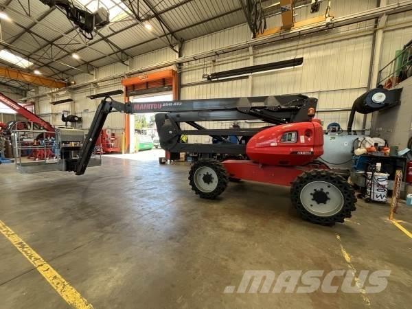 Manitou 200ATJ Zglobne podizne platforme