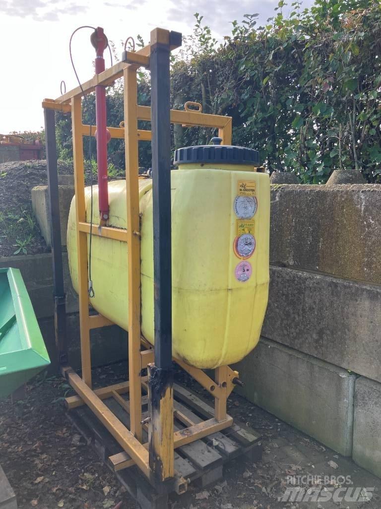 Dubex Tank in frame Montirane prskalice
