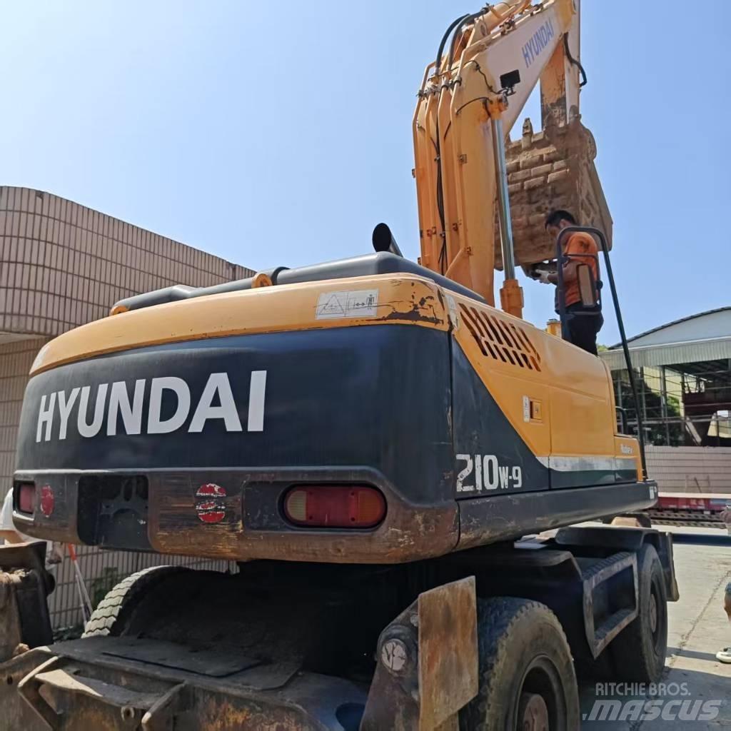 Hyundai R210w-9 Midi bageri 7t – 12t