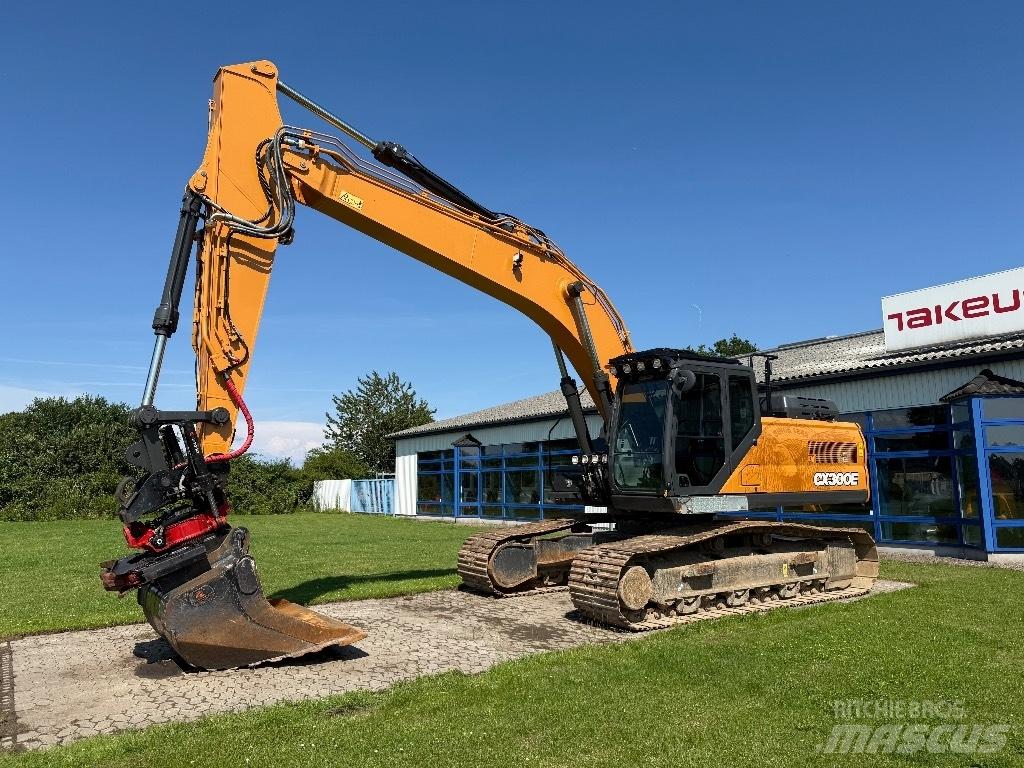 CASE CX 300 E Bageri guseničari