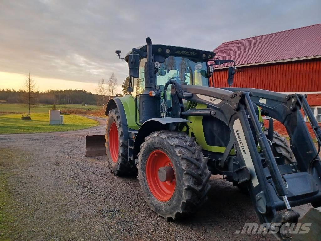 CLAAS Arion 530 Traktori