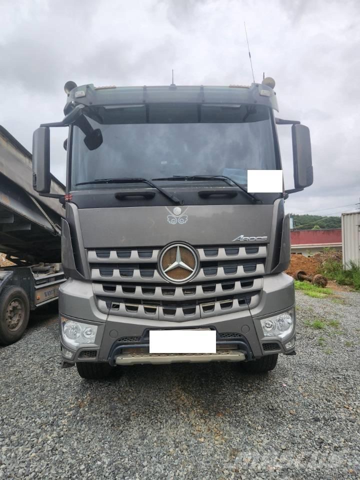 Mercedes-Benz 3951 Damperi za gradilište
