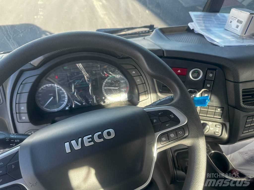 Iveco T-WAY 450 Kamioni sa kranom