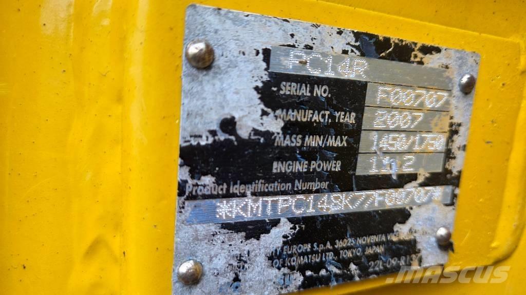 Komatsu PC 14 R Mini bageri < 7t