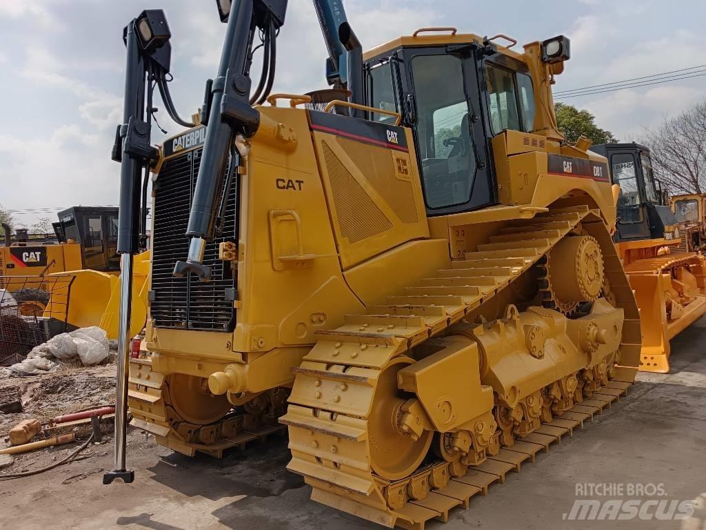CAT D 8 T Buldožeri guseničari