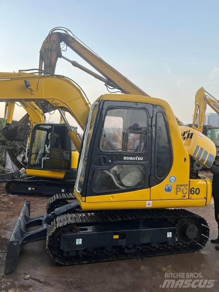 Komatsu PC 60-7 Bageri guseničari