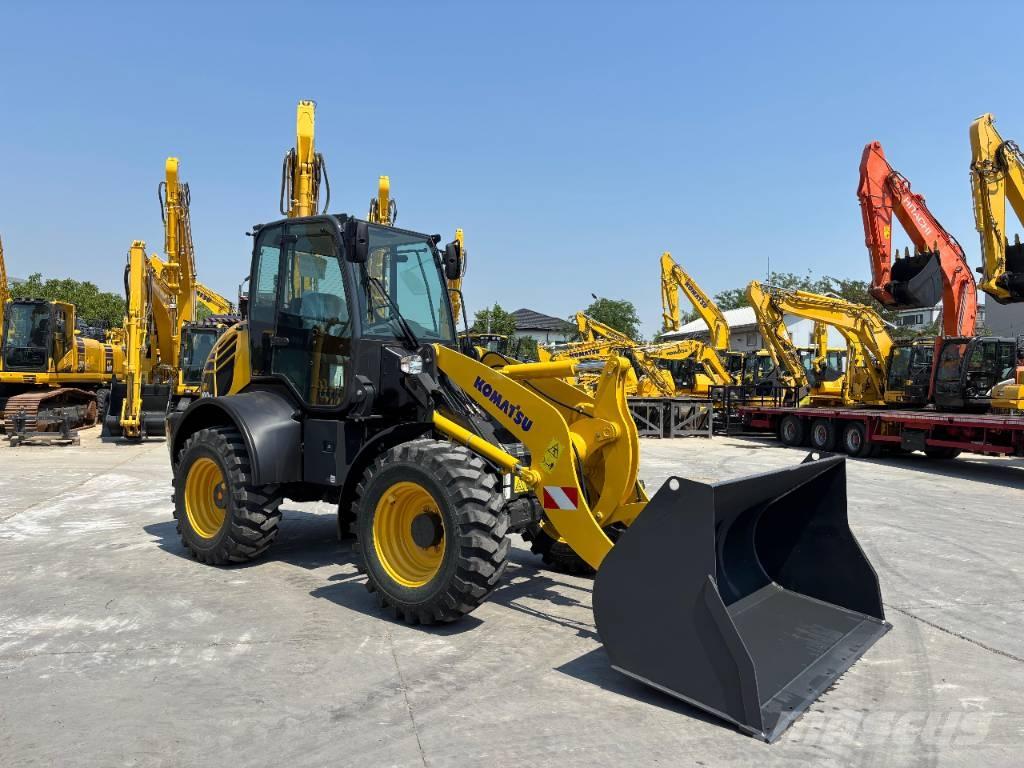Komatsu WA 100 M-8 Mini utovarivači