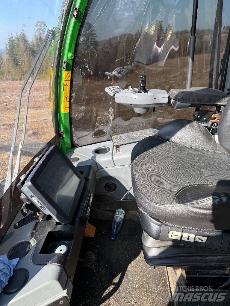 John Deere 1270 G Harversteri