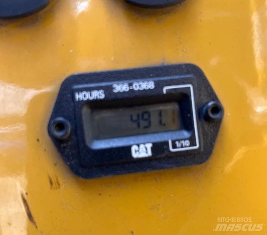 CAT CB 1.7 Valjci sa duplim bubnjem