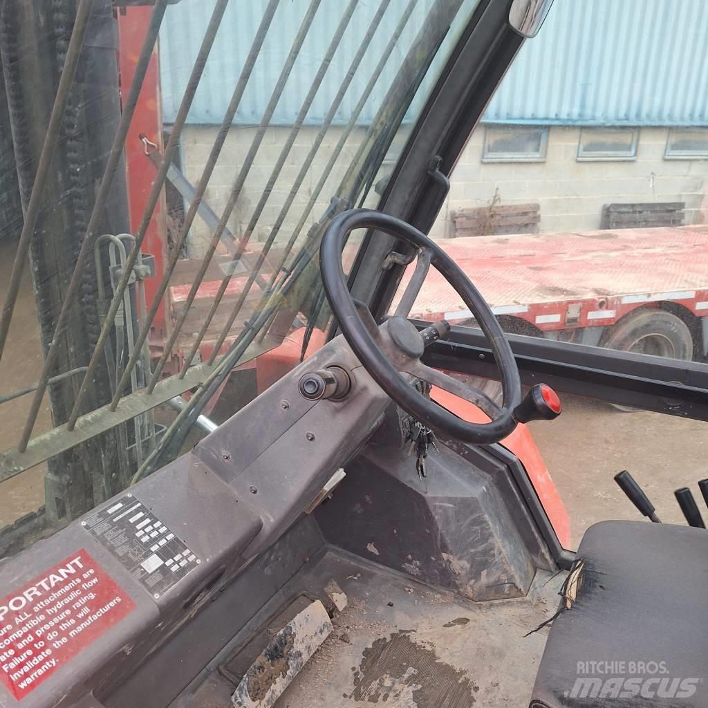 Manitou M 26.4 Vanterenski viljuškar
