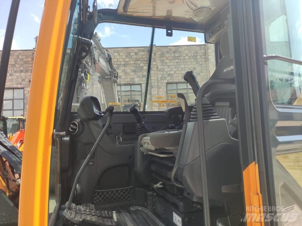 Hyundai R60CR-9A Mini bageri < 7t