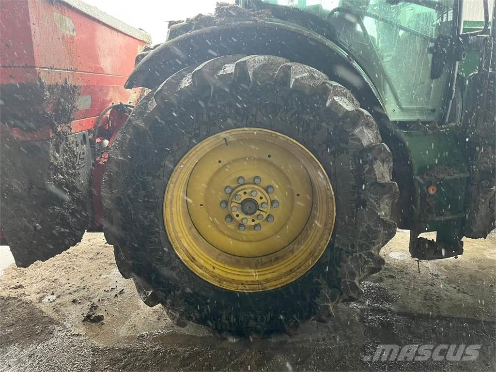 John Deere 6r145 Traktori