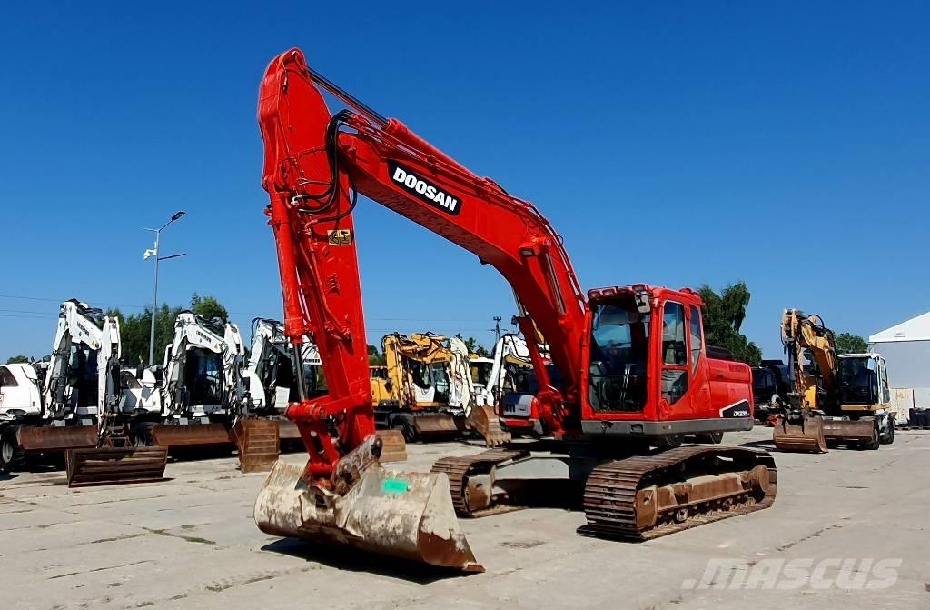 Doosan DX 235 LC Bageri guseničari