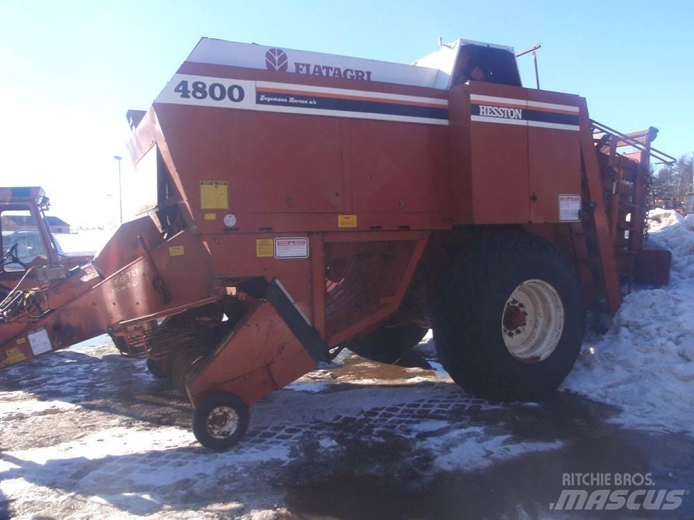 Hesston 4800 Traktori