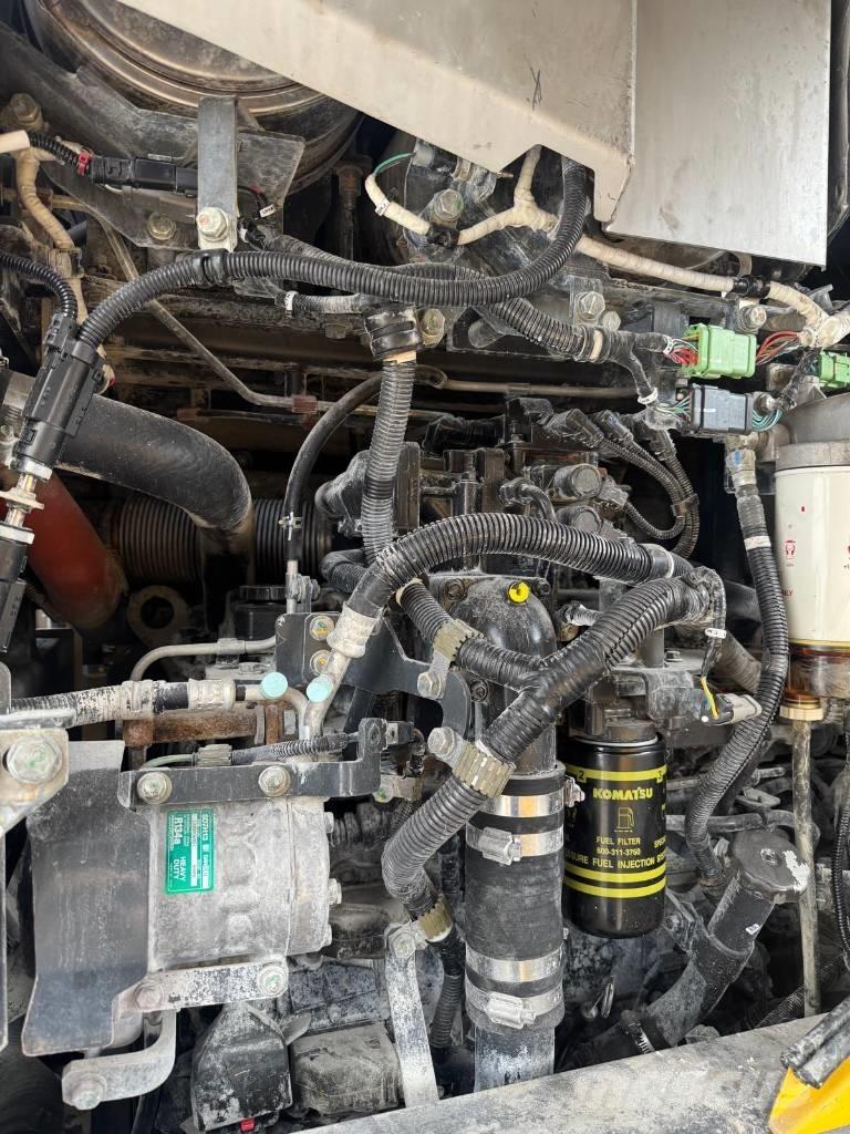 Komatsu WA 320-8 Utovarivači na točkove