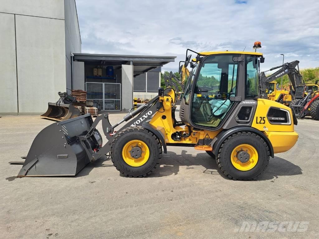 Volvo JL25H Skid steer mini utovarivači