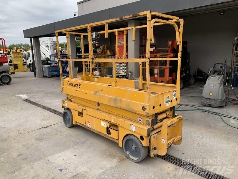 Haulotte Compact 8 Makazaste platforme