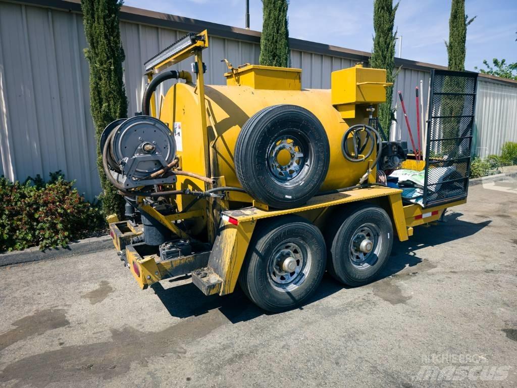  Seal Rite SR 700 Dodaci mašinama za asfalt