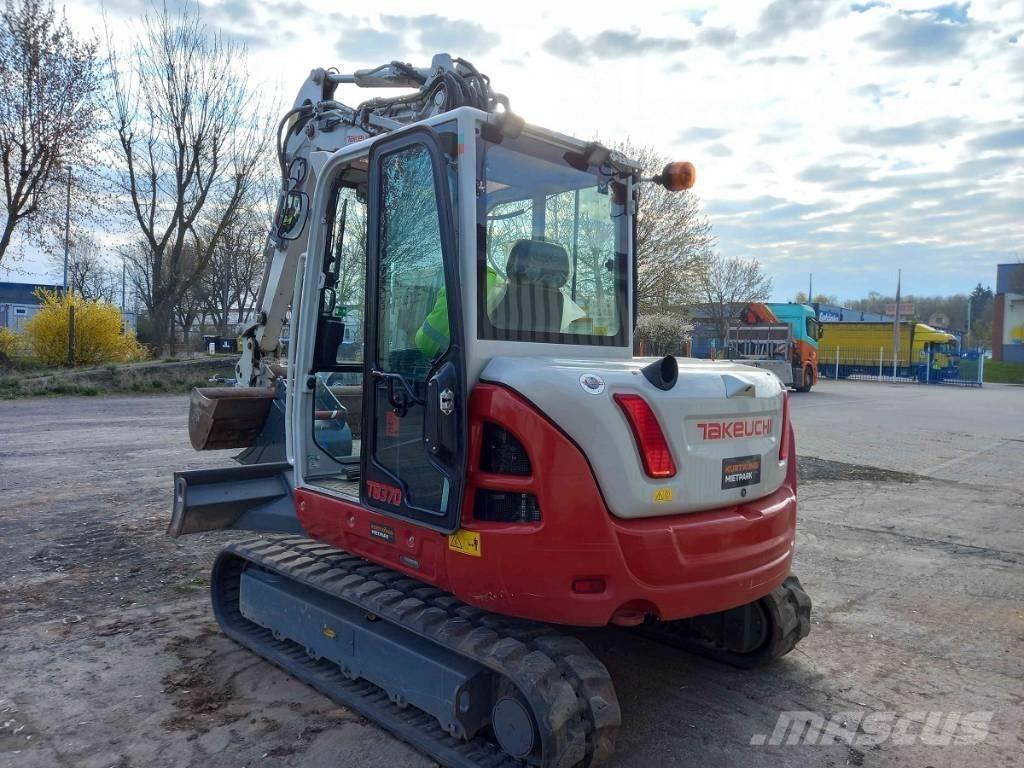 Takeuchi TB 370 CV Midi bageri 7t – 12t
