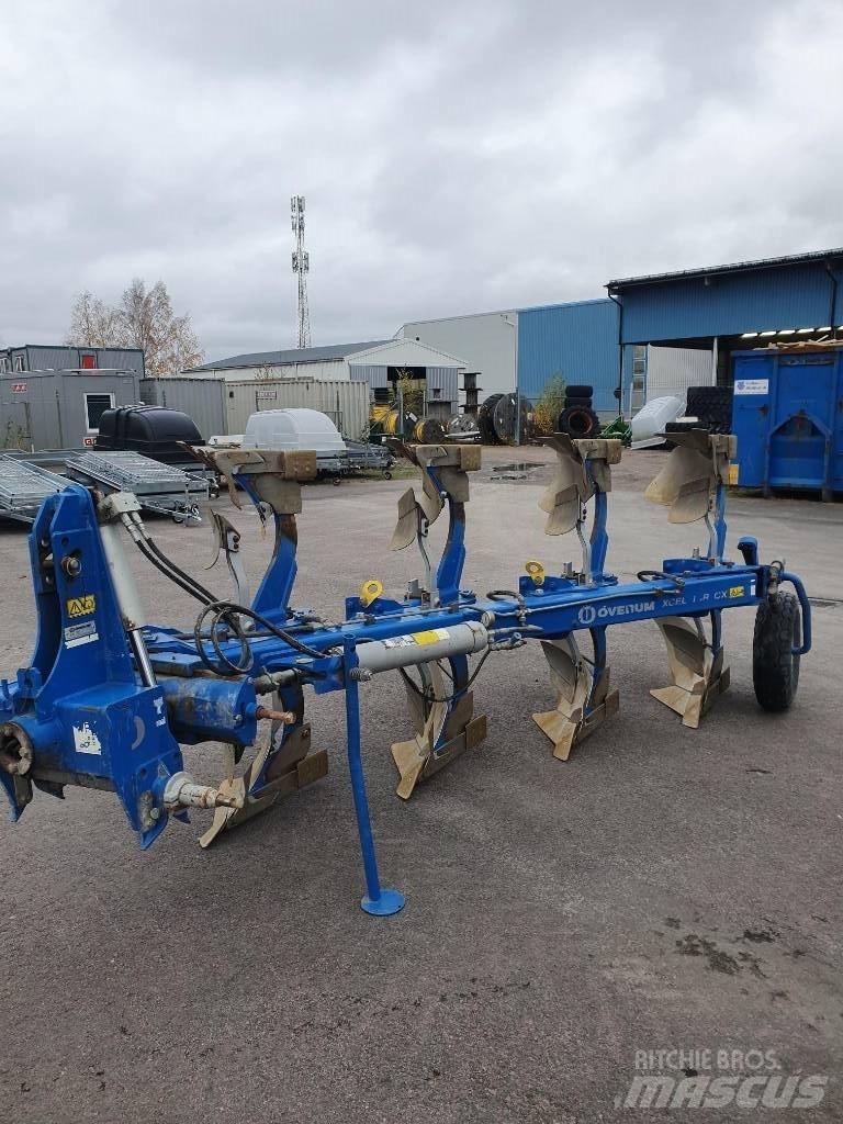 Överum CX4975 Plugovi obrtači