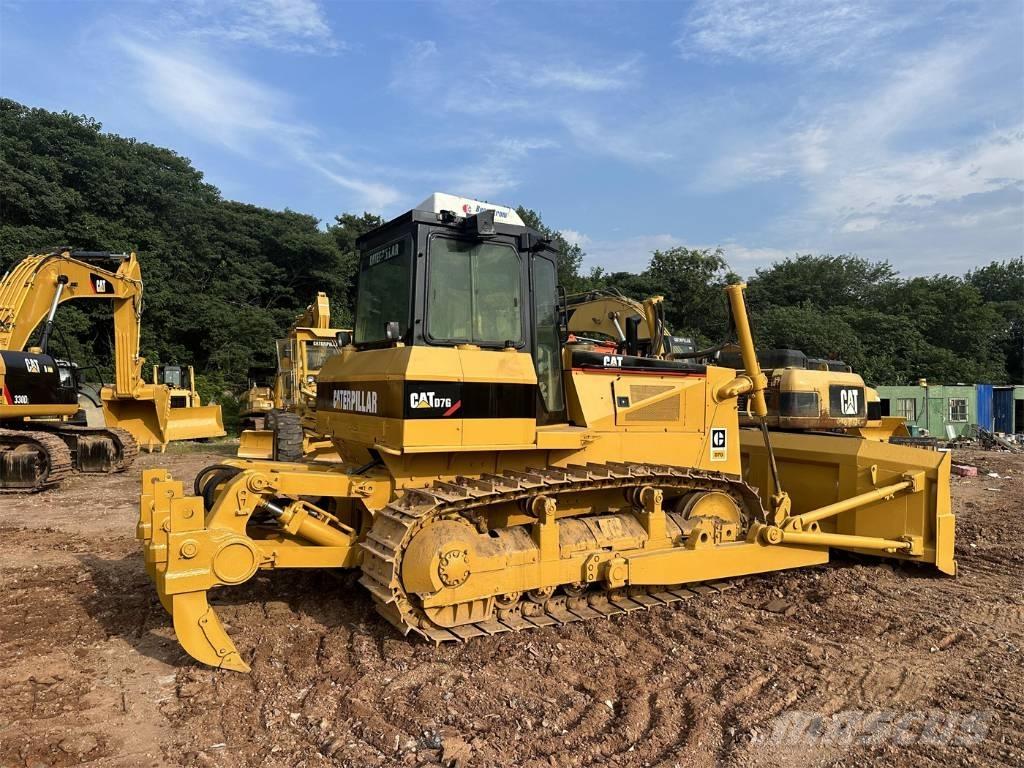 CAT D7G Buldožeri guseničari