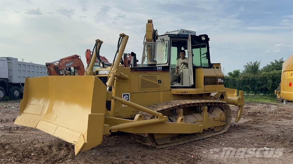 CAT D7G Buldožeri guseničari