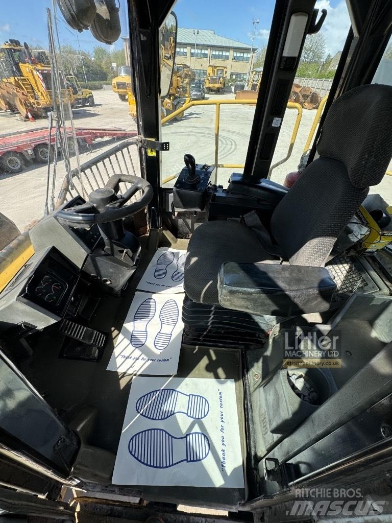 CAT 826H Kompaktori otpada