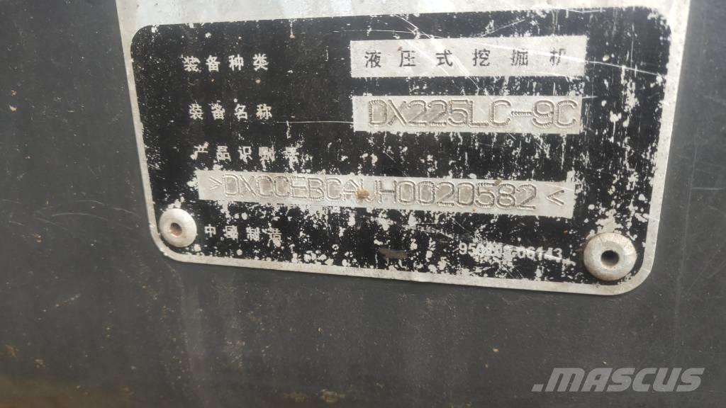 Doosan DX225LC-9C Bageri guseničari
