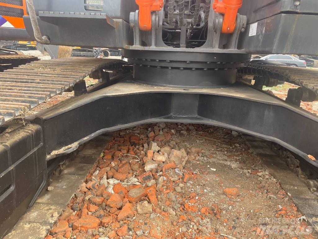 Hitachi ZX 200 Bageri guseničari