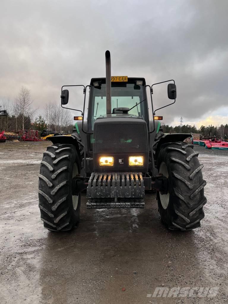 Sisu Valmet 8400 Traktori