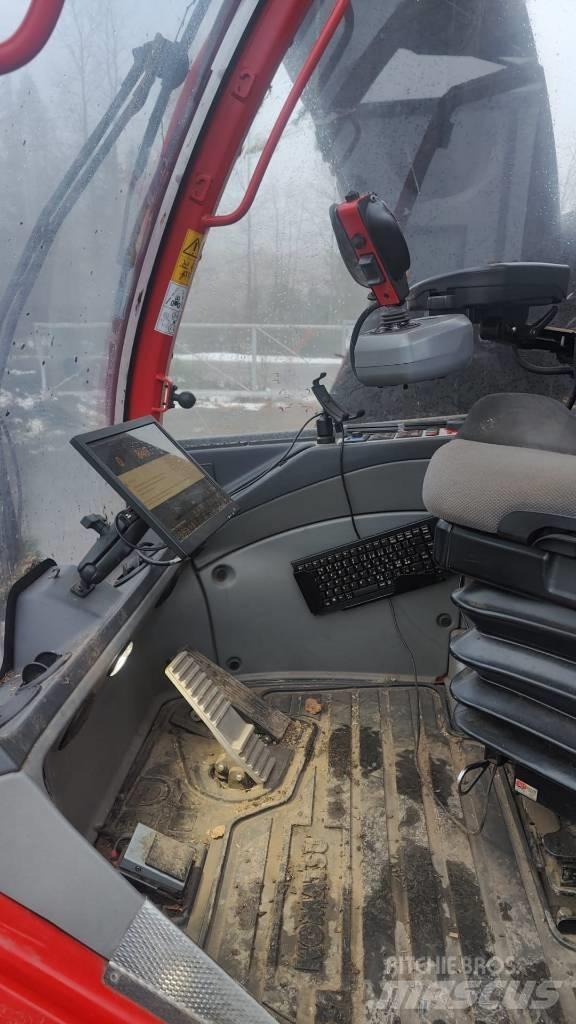 Komatsu 931XC Harversteri