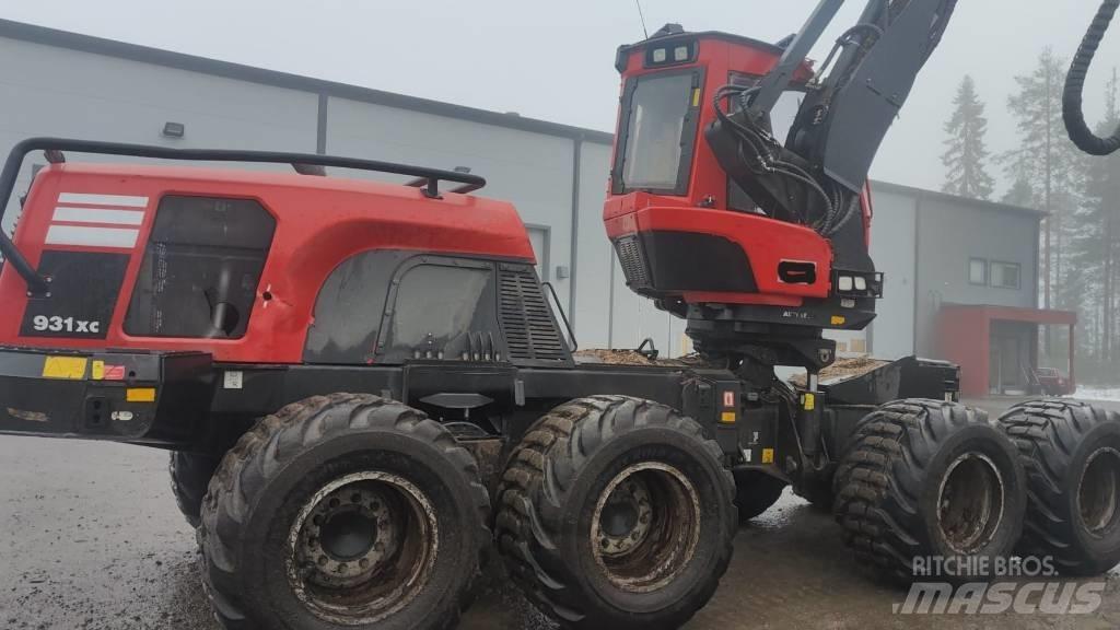 Komatsu 931XC Harversteri